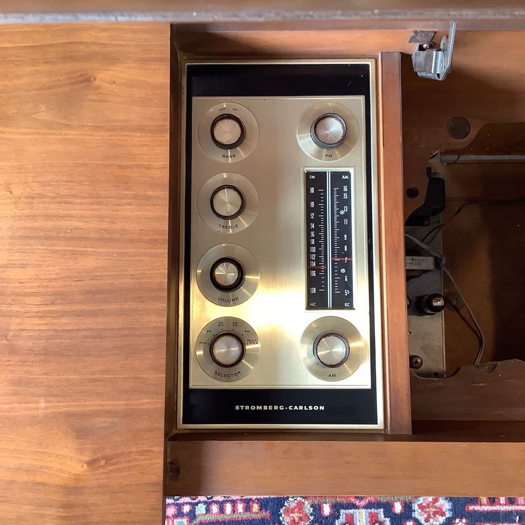 1962 Stromberg-Carlson "Young American" Tube Console Stereo in Mid Century Cabinet