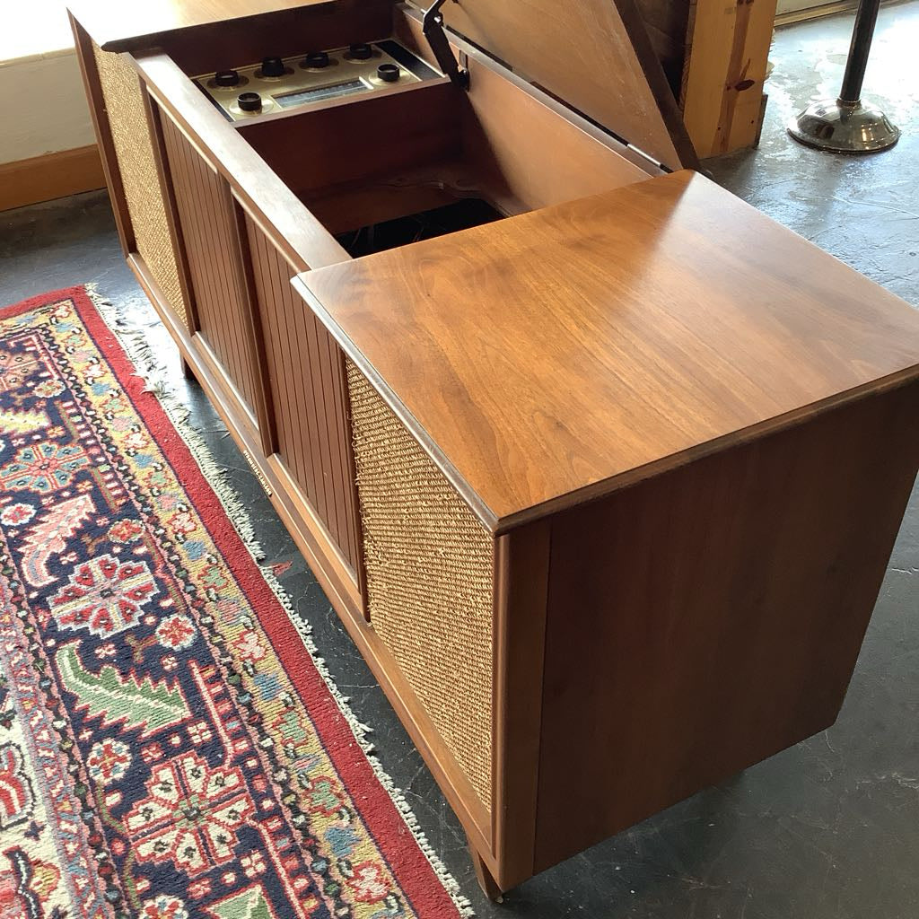 1962 Stromberg-Carlson "Young American" Tube Console Stereo in Mid Century Cabinet