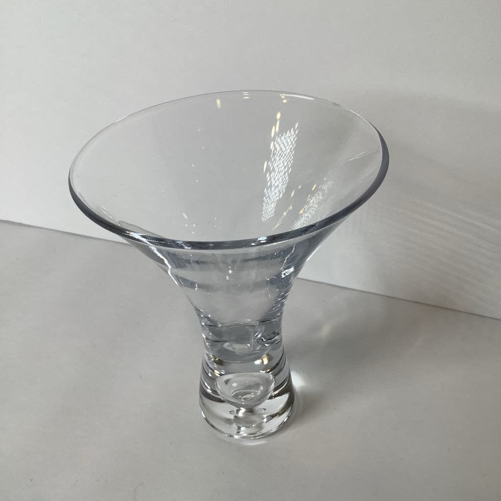 Mid Century Modern Martini Set of Blown Glass w/ Flared Rim & Controlled Bubble at Base