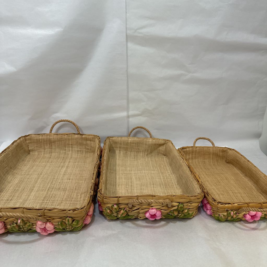 Vintage Nesting Daisy Straw Casserole Dish Carriers