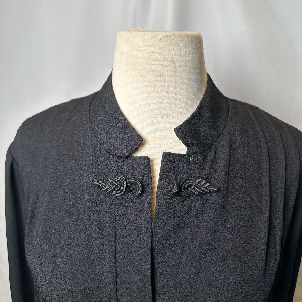Vintage 1970s Asian Style Jacket w/ Mandarin Collar & Frog Closures