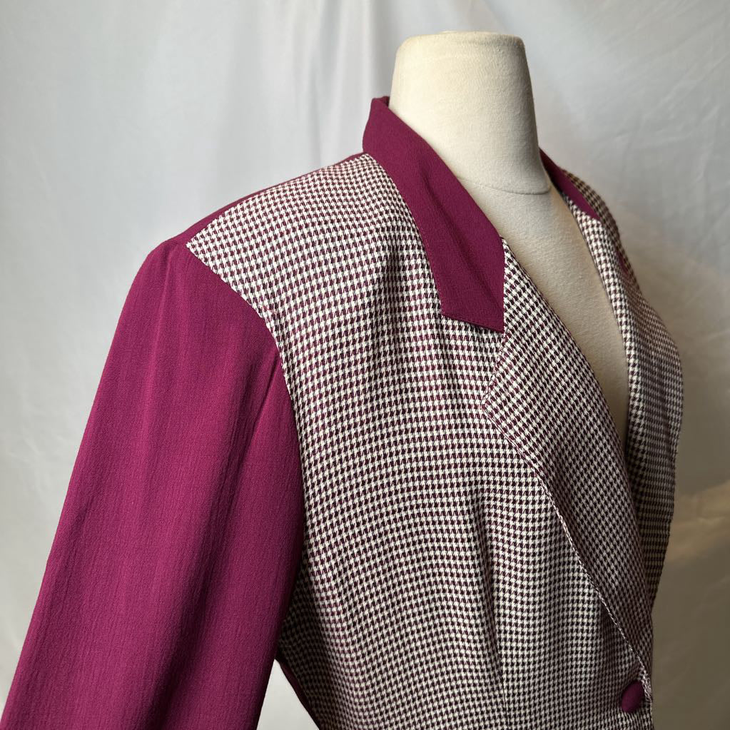 1990s Cranberry Houndstooth Oversized Blazer
