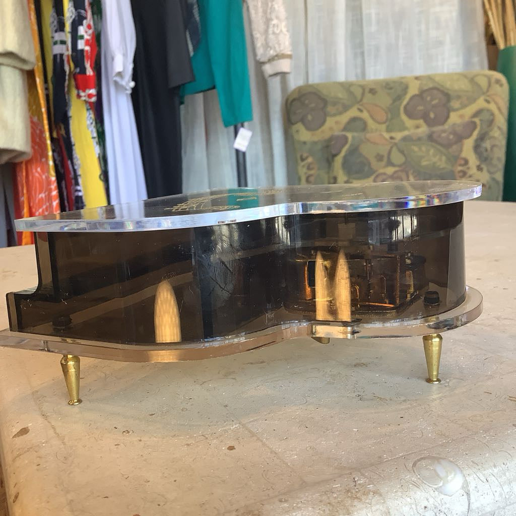 Piano music box