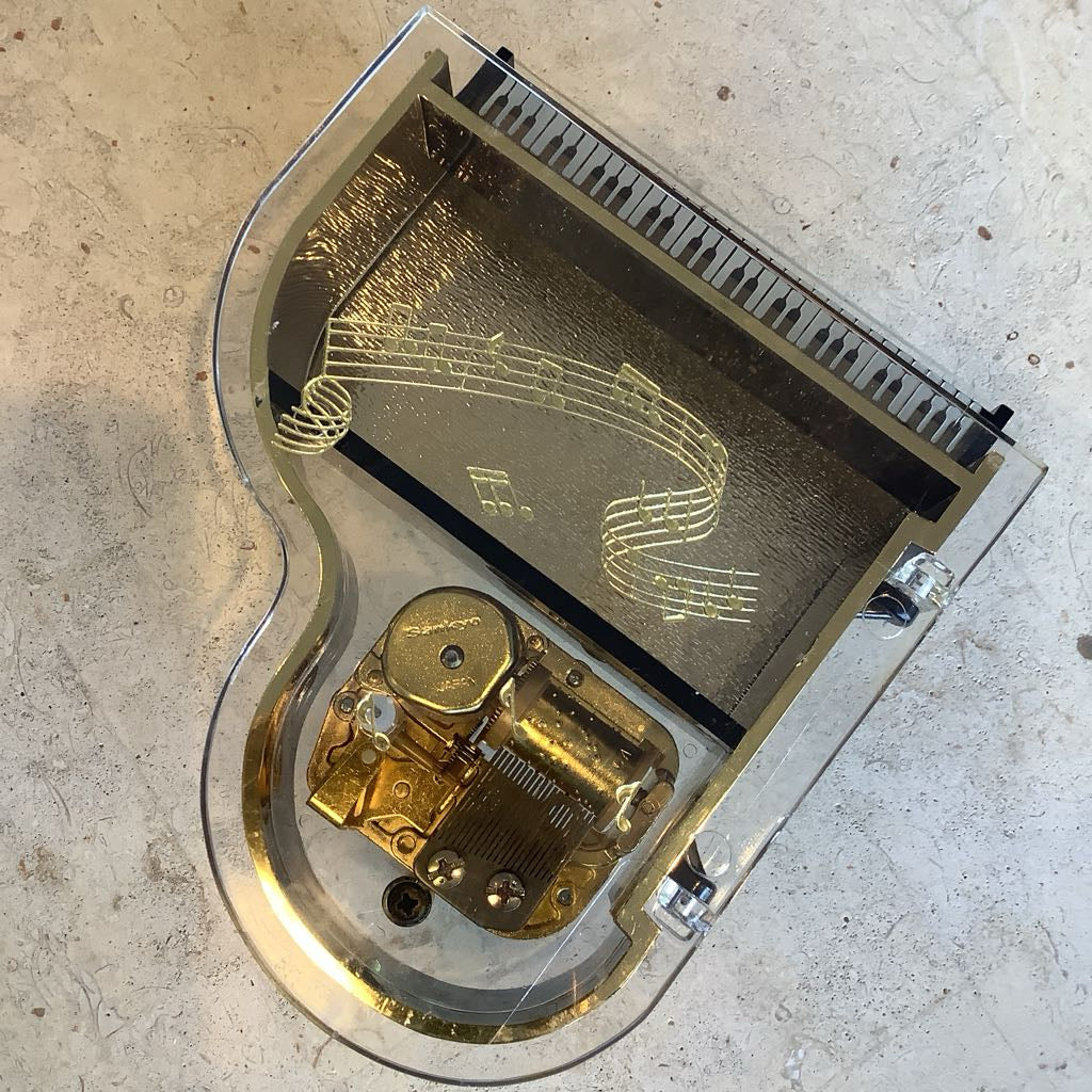 Piano music box