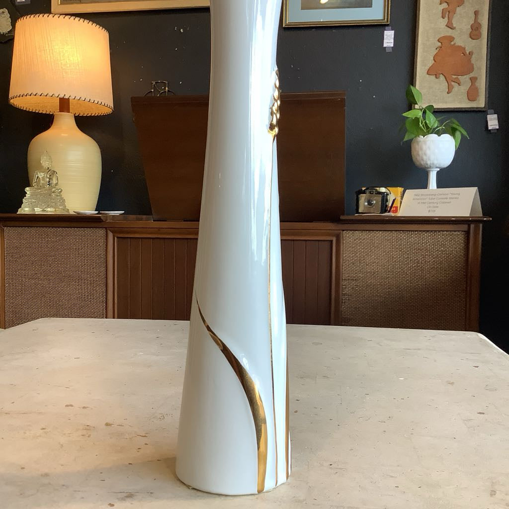 White n Gold wheat vase
