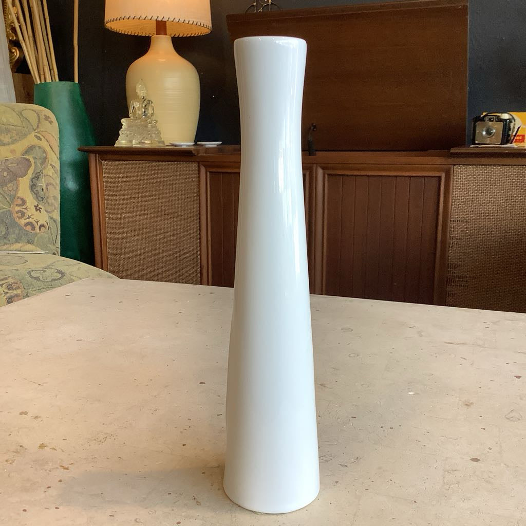 White n Gold Wheat Vase. sm