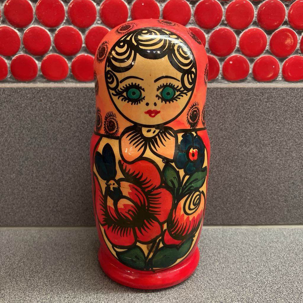 Vintage Matryoshka Nesting Dolls