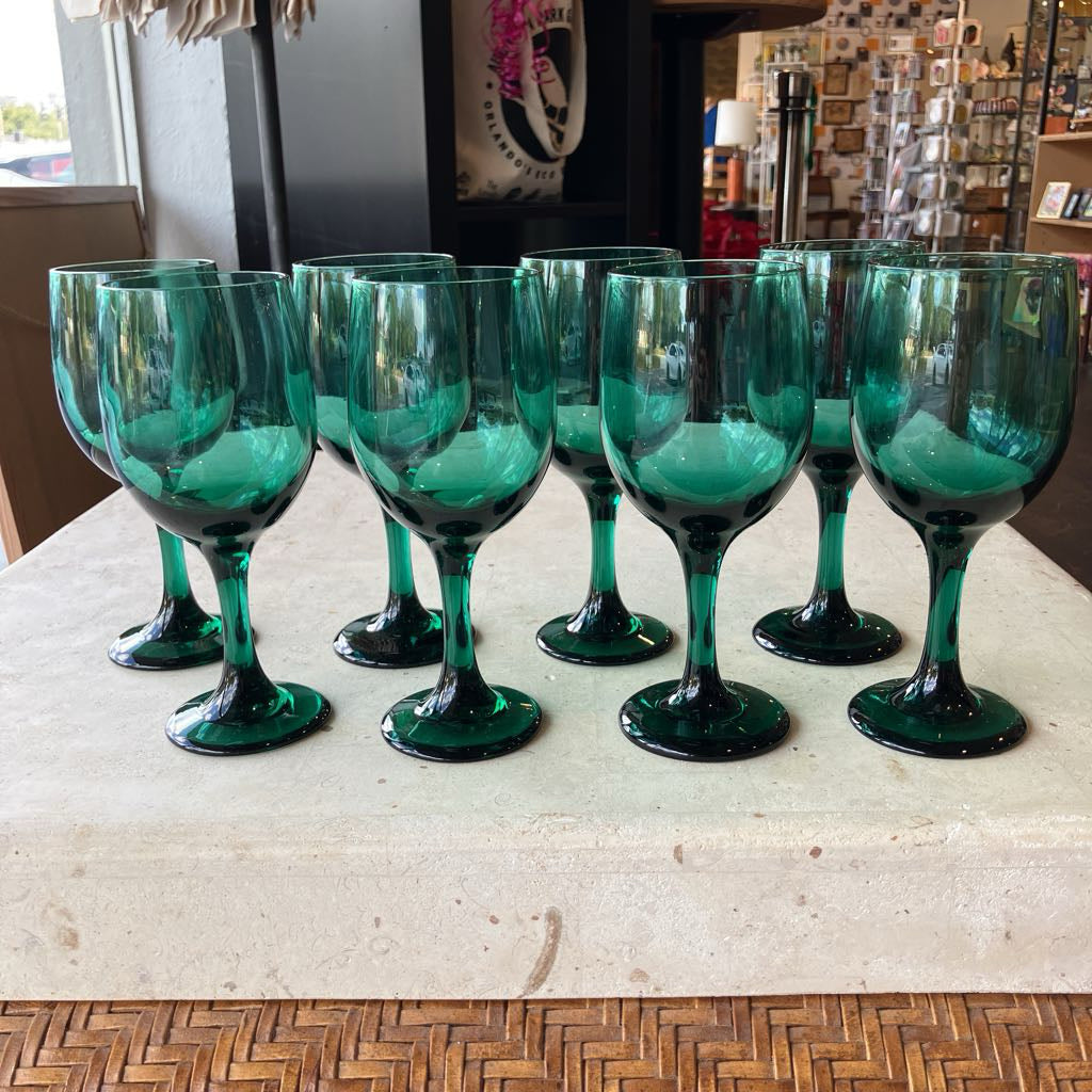 Vintage Set of 8 Green Libbey Wine Glasses