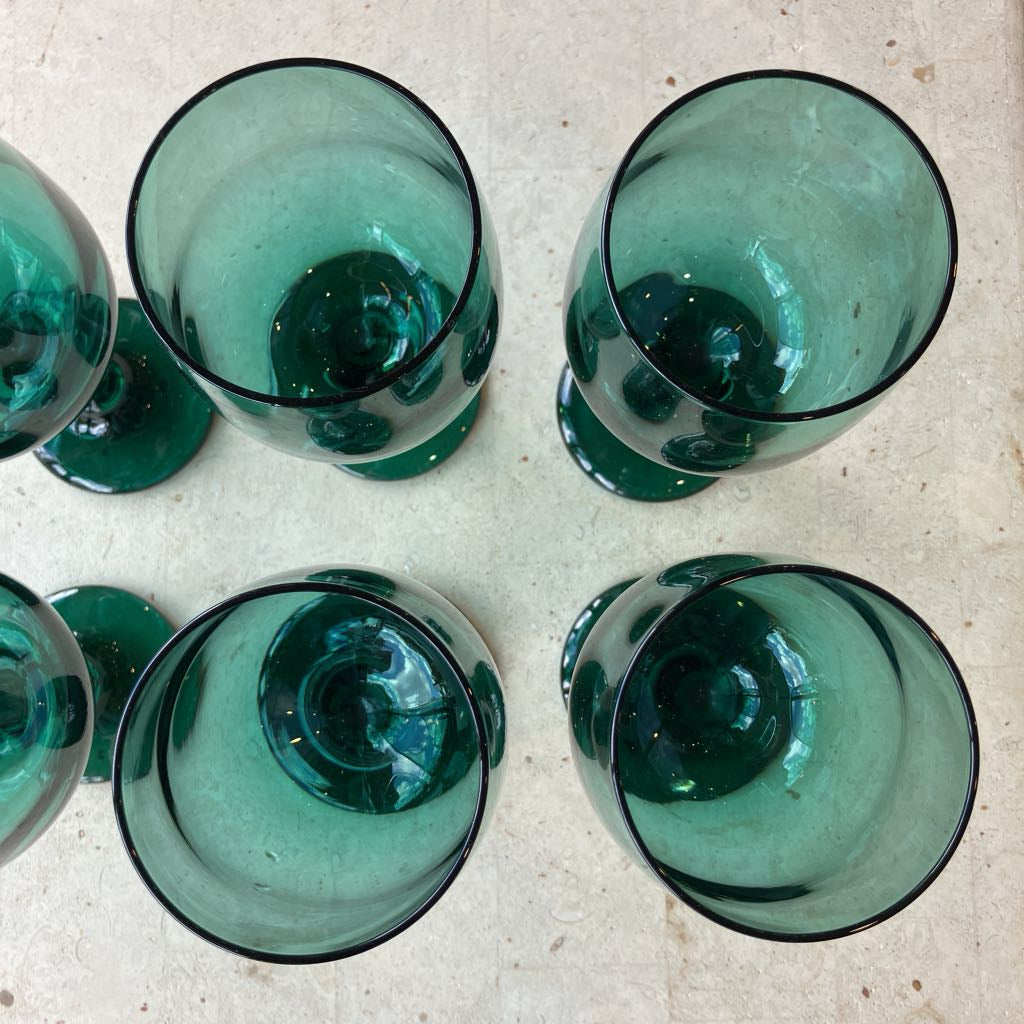 Vintage Set of 8 Green Libbey Wine Glasses