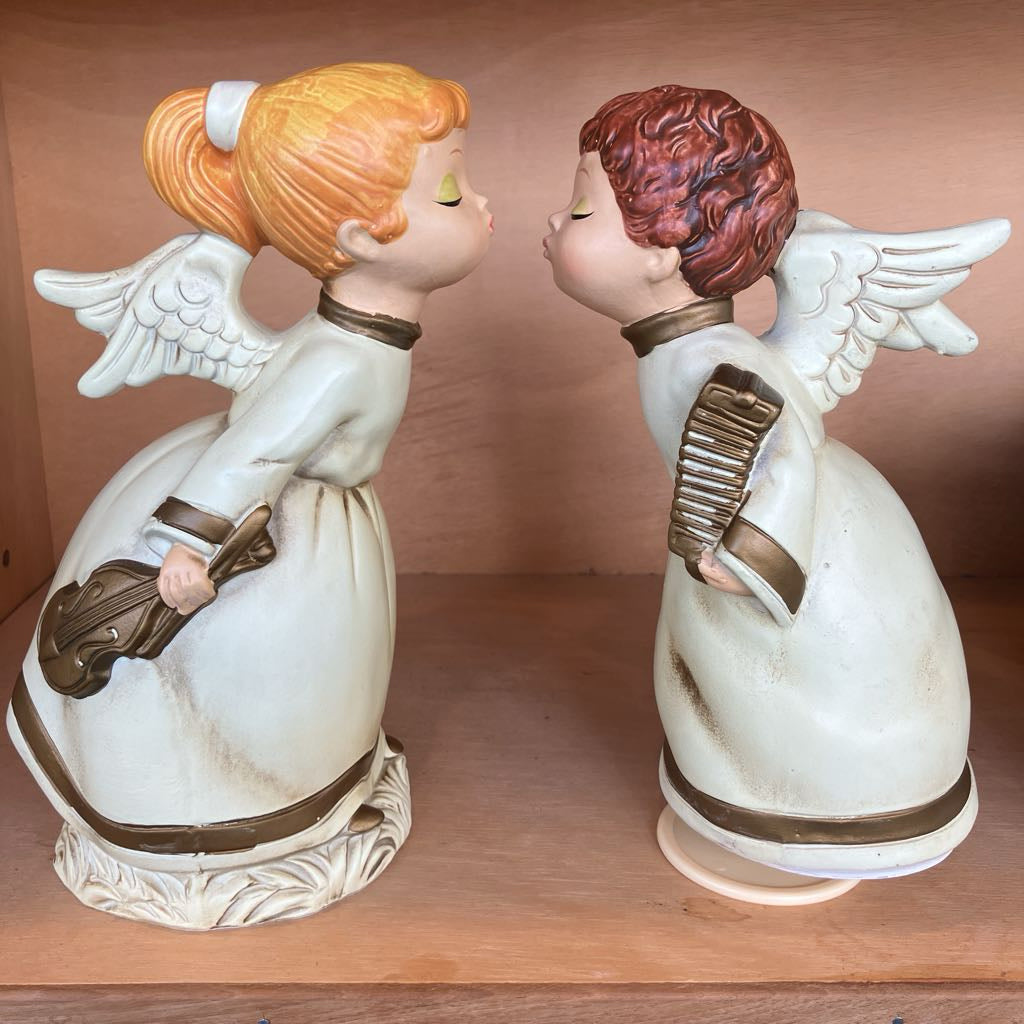 1970's Kissing Angel Figures and Music Box