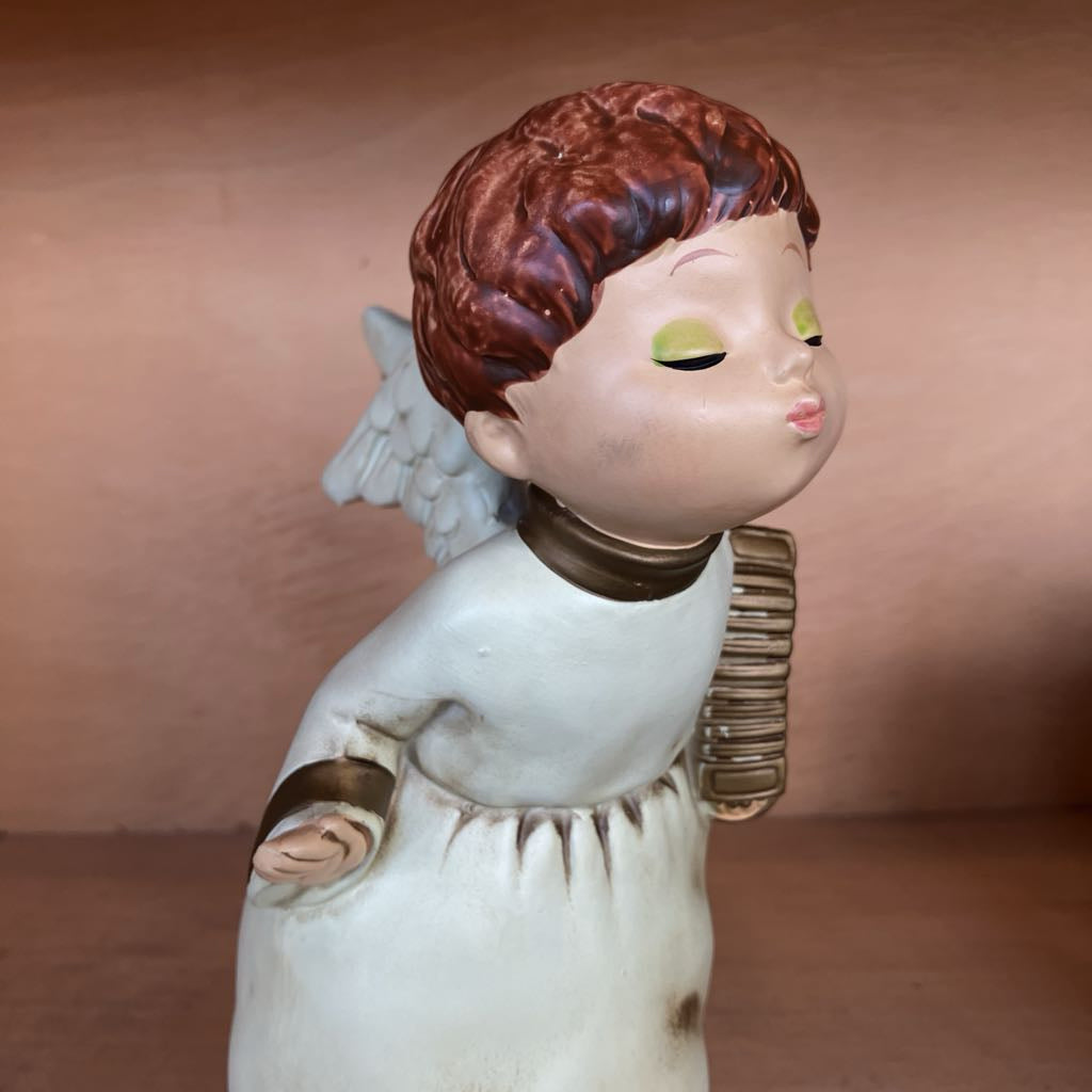 1970's Kissing Angel Figures and Music Box