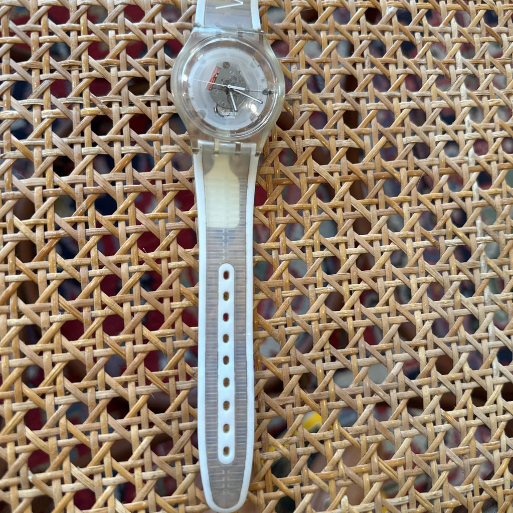 Vintage Swatch Jelly White Ice SUJK106 Watch