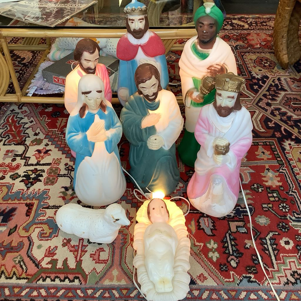Vintage Empire Blow Mold Nativity Scene 9 pieces