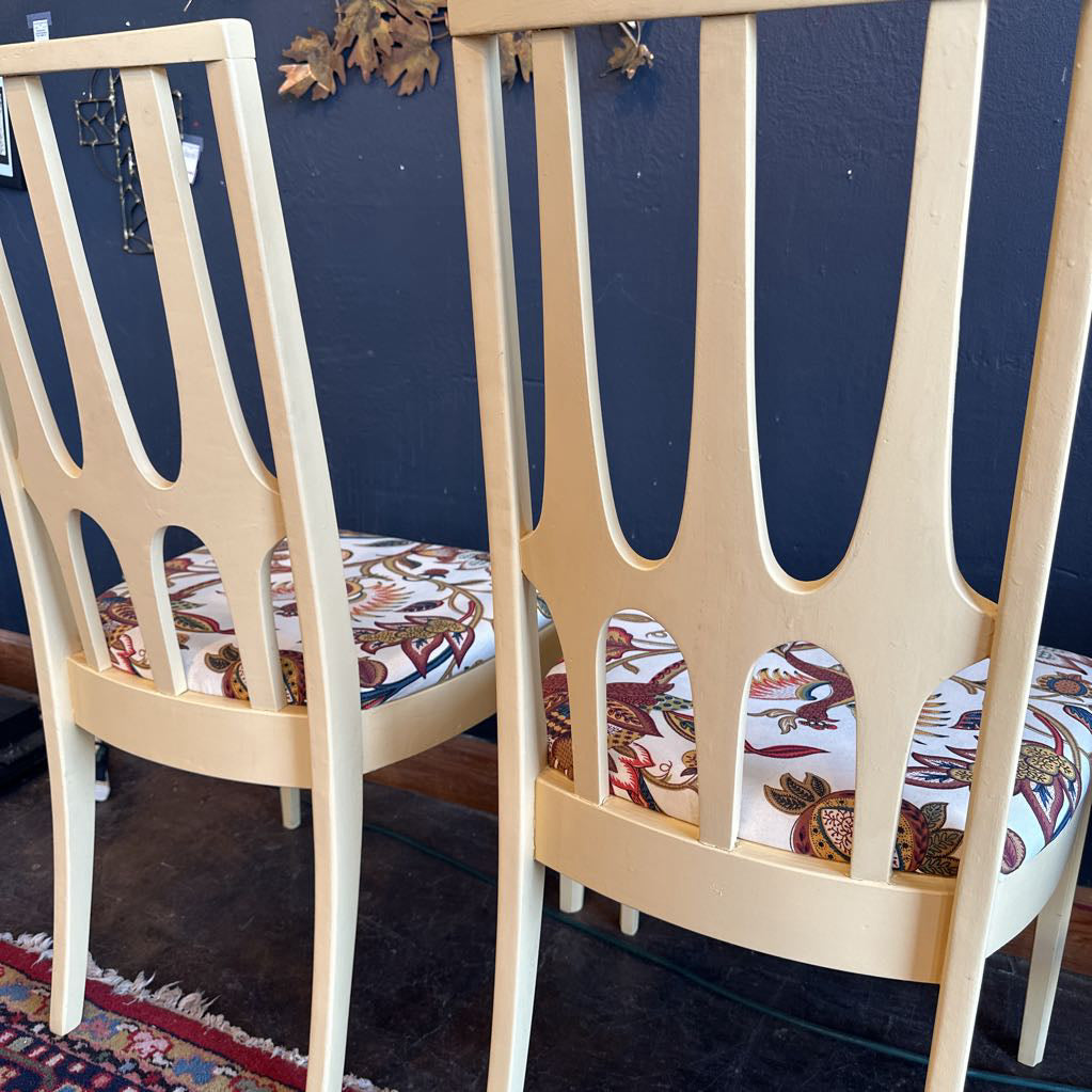 Mid Century Broyhill Brasilia Walnut Dining Chair Set (2)