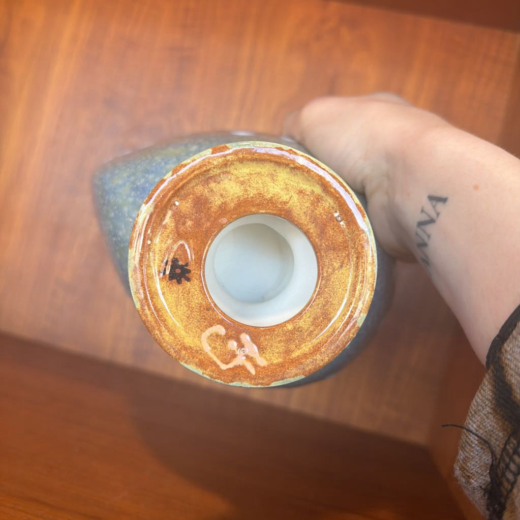 Pedistal textured Pottery Bowl