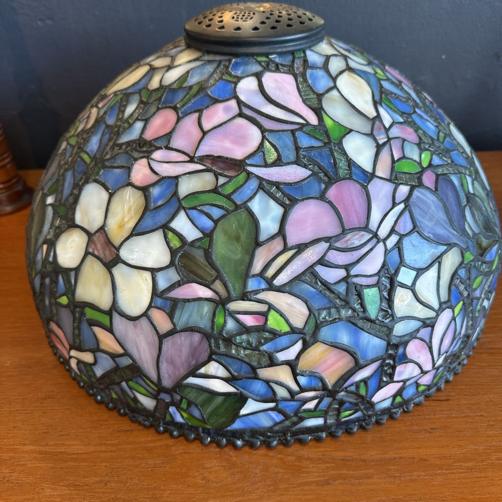 Vintage Dale Tiffany Limited Edition "Magnolia" Stained Glass 16" Shade