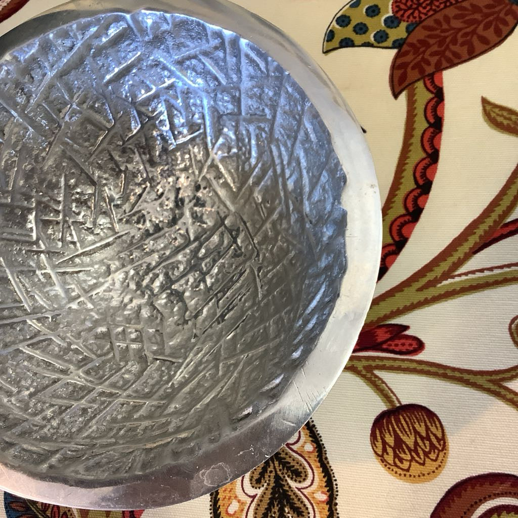 Showing up close details of bowl interior.