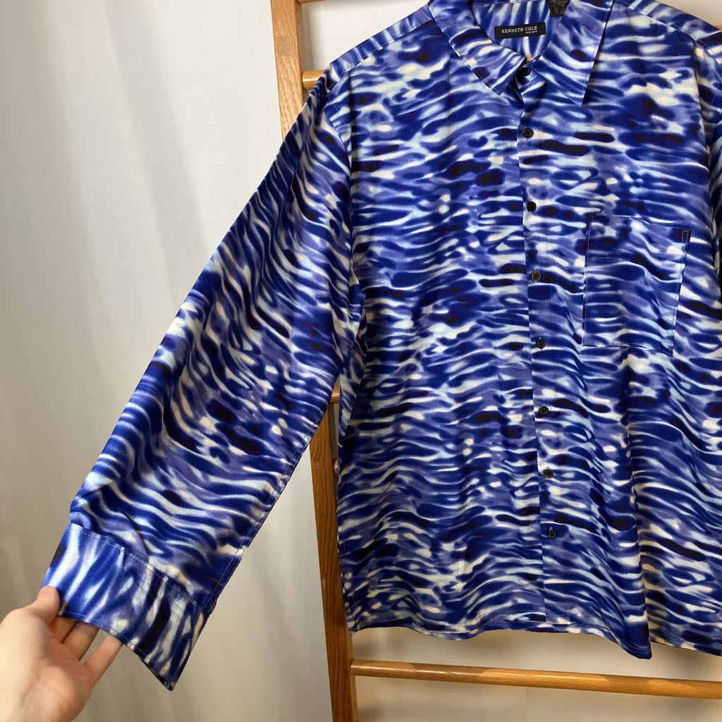 1990s Kenneth Cole Mens Blue Water Button Down Shirt