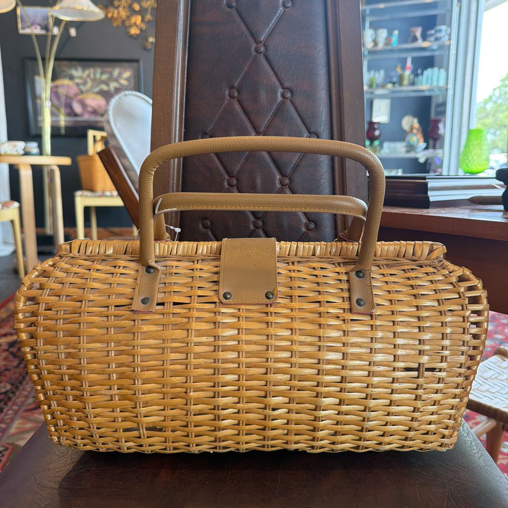 Vintage 60s Large Basket Handbag