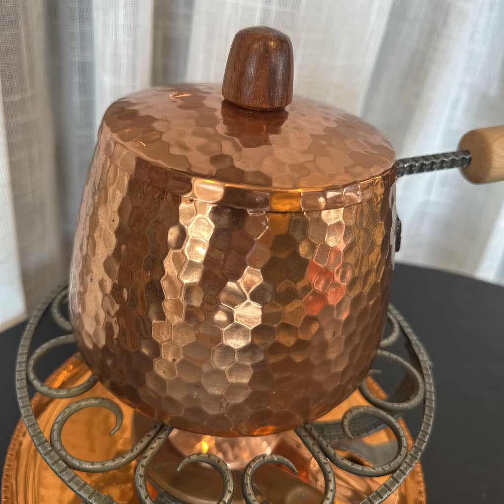 Vintage SIGG Switzerland Hammered Copper Fondue Set w/ Wood Handle & Matching Undertray