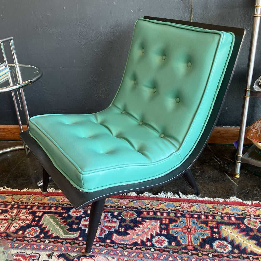 Showing side of the chair