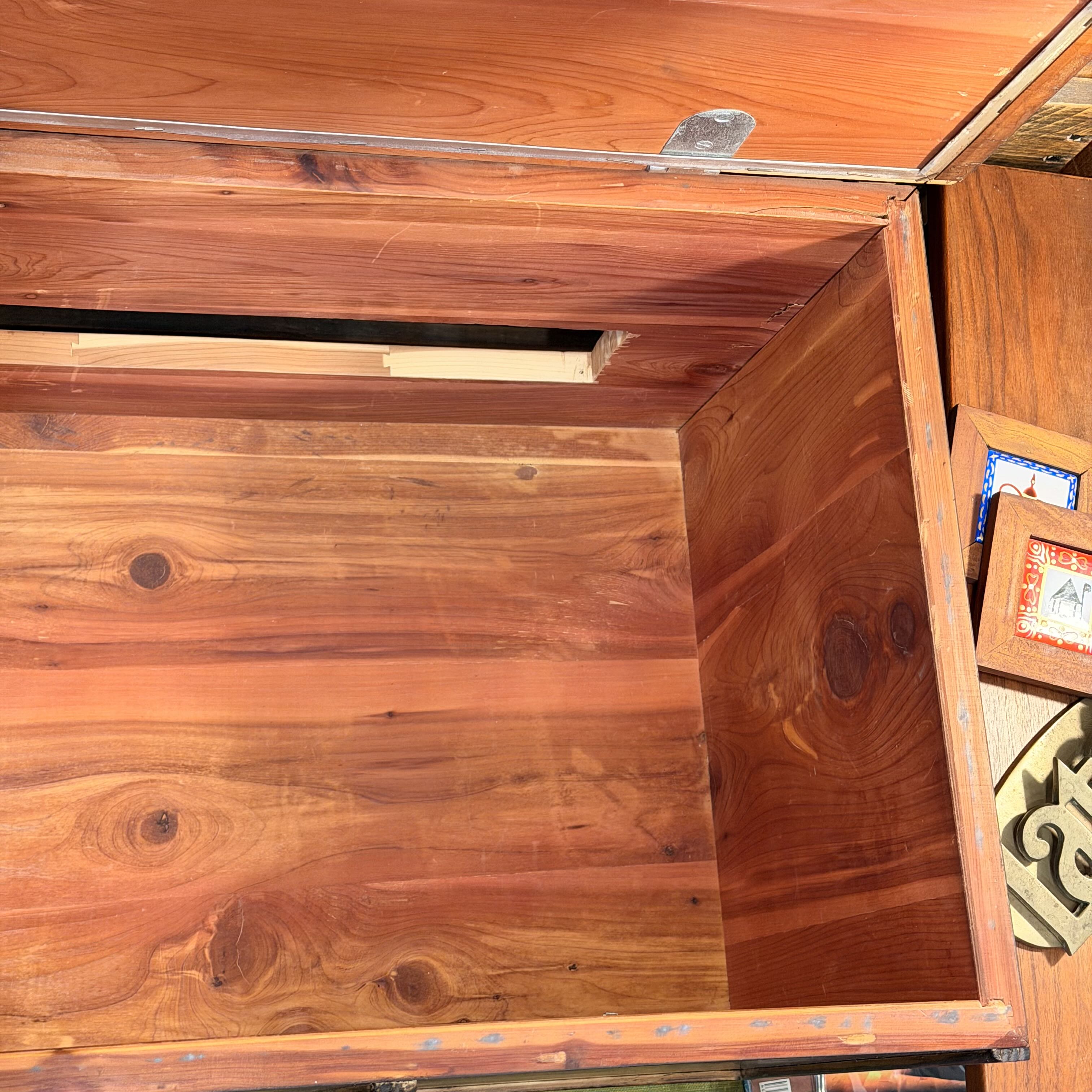 Lane Mid Century Chest