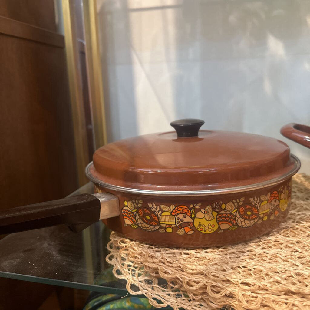 Vintage Merry Mushroom Pot Set w/ Lids