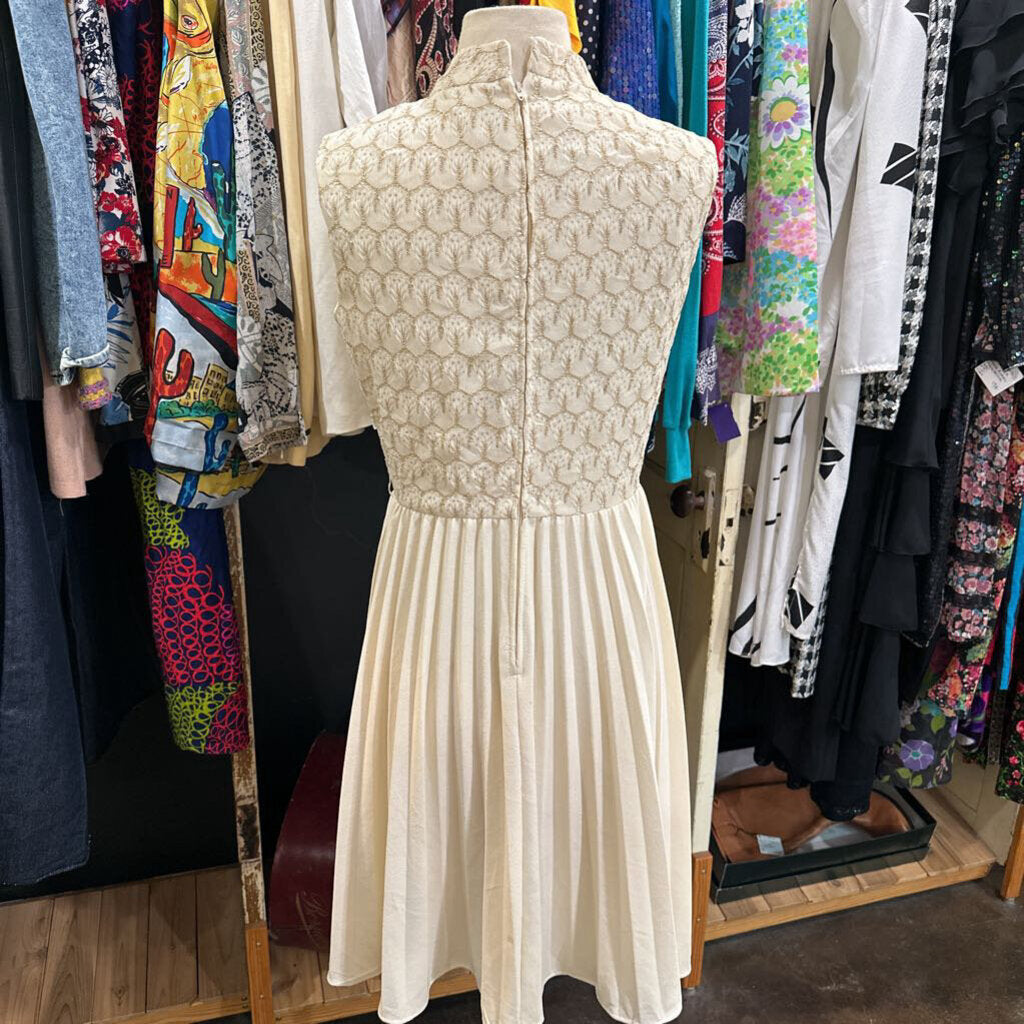 1960s Sleeveless Pleated Midi w/ Woven Gold