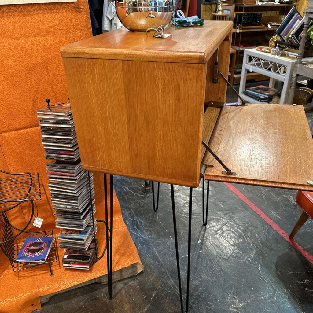 Mid Century Bar w/ Hairpin Legs