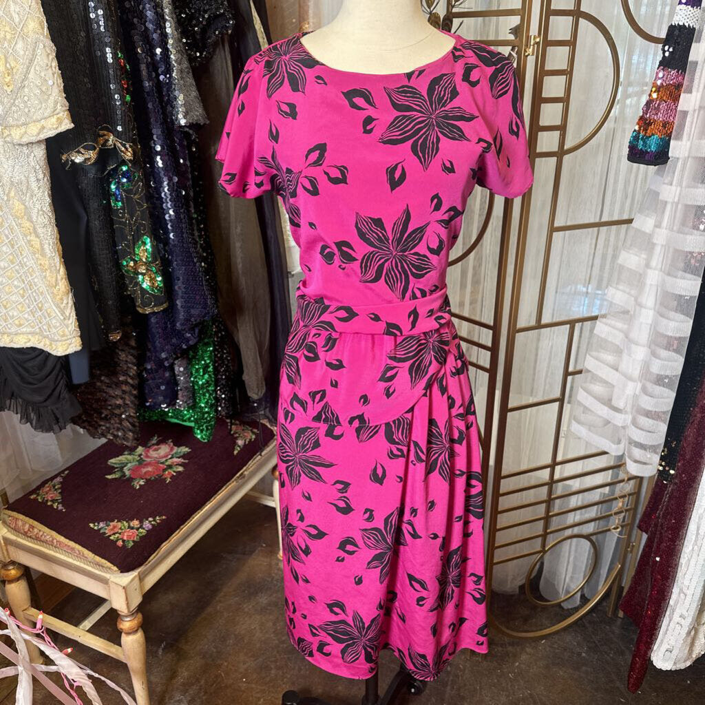 1980s Perceptions pink dress