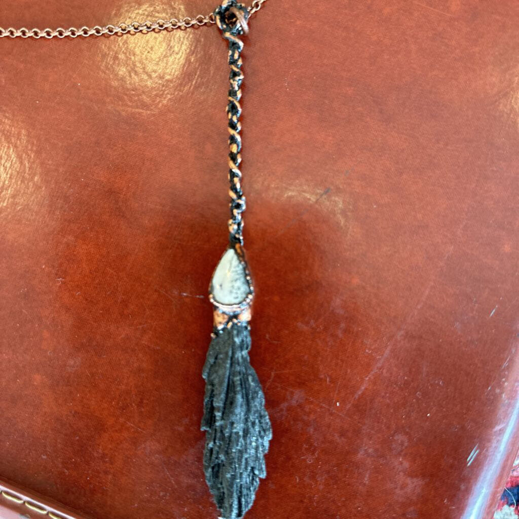 PL231-L Electroformed Black Kyanite Witch Besom Necklace with Dendrite Agate