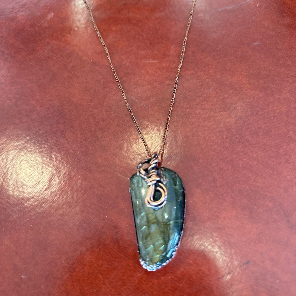 PL256-L Electroformed Labradorite Necklace