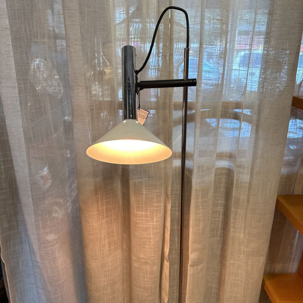 1960s Floor Lamp in the Style of Robert Sonneman