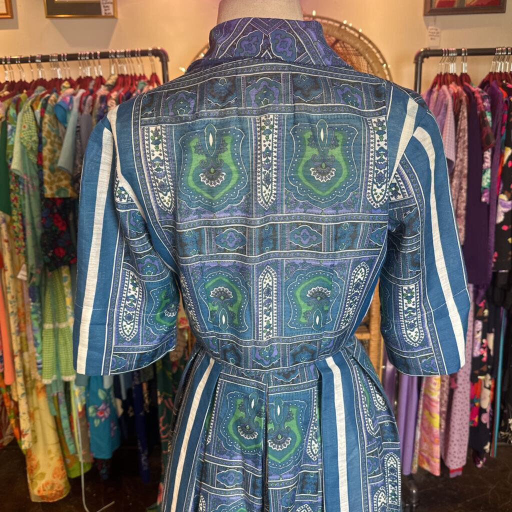 1950s Blue Floral Shirtwaist Dress