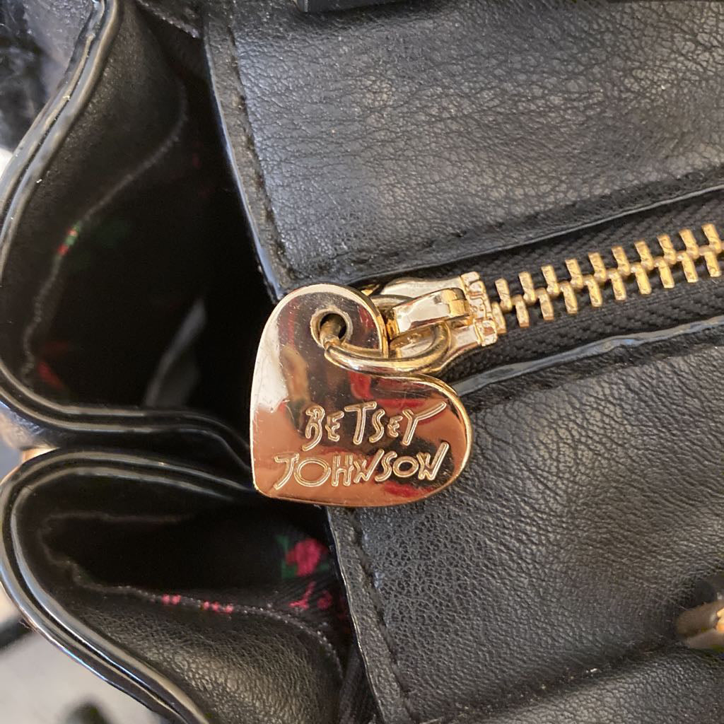 Betsey Johnson Satchel w/Removeable Bow