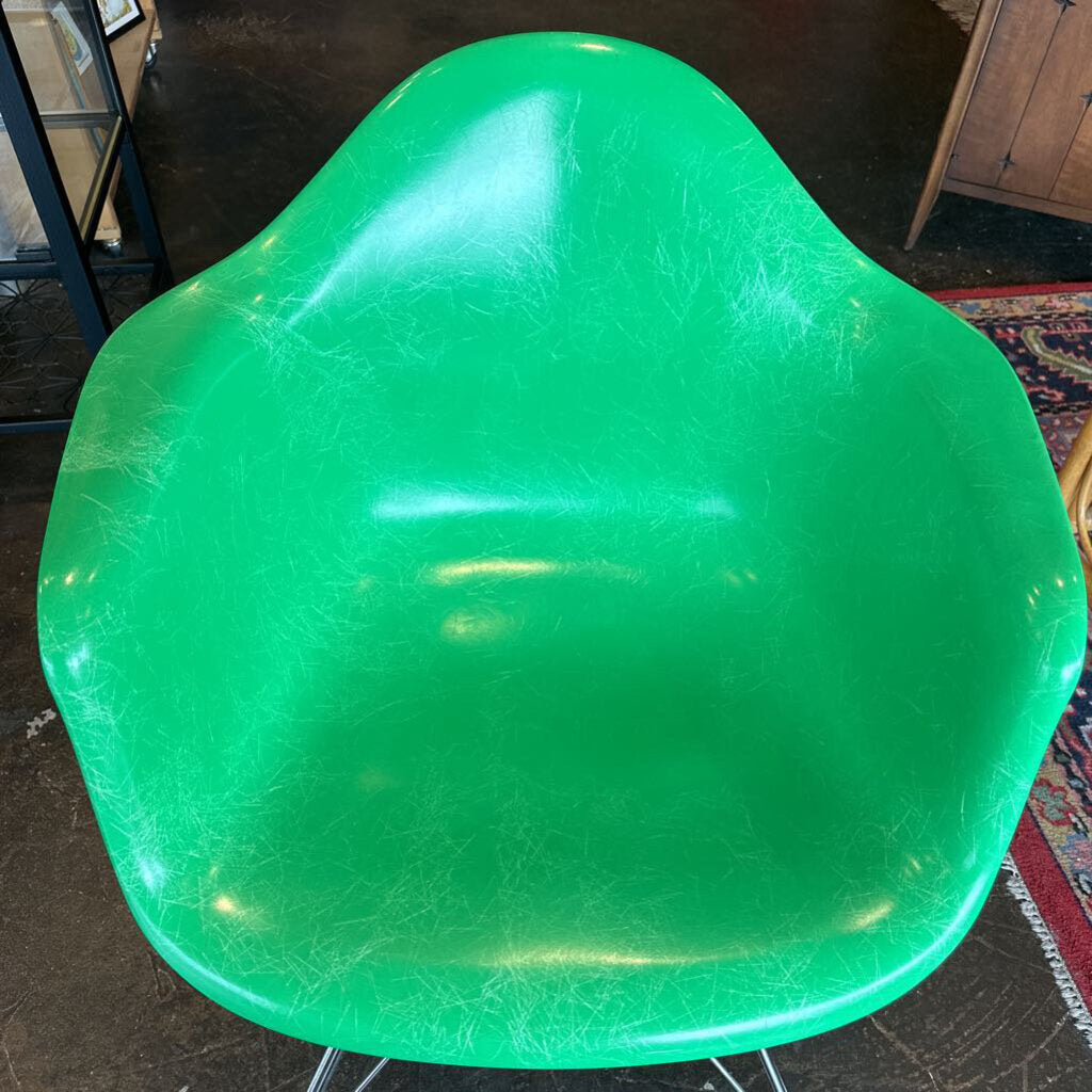 Herman Miller Eames Shell Chair