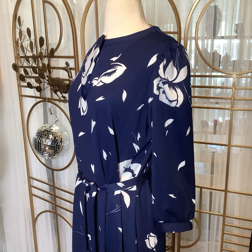 1970s Navy and White Floral Dress with Belt