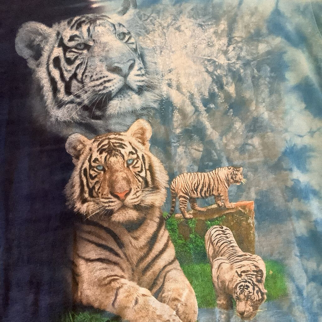 2000's Wildlife Sanctuary T-shirt