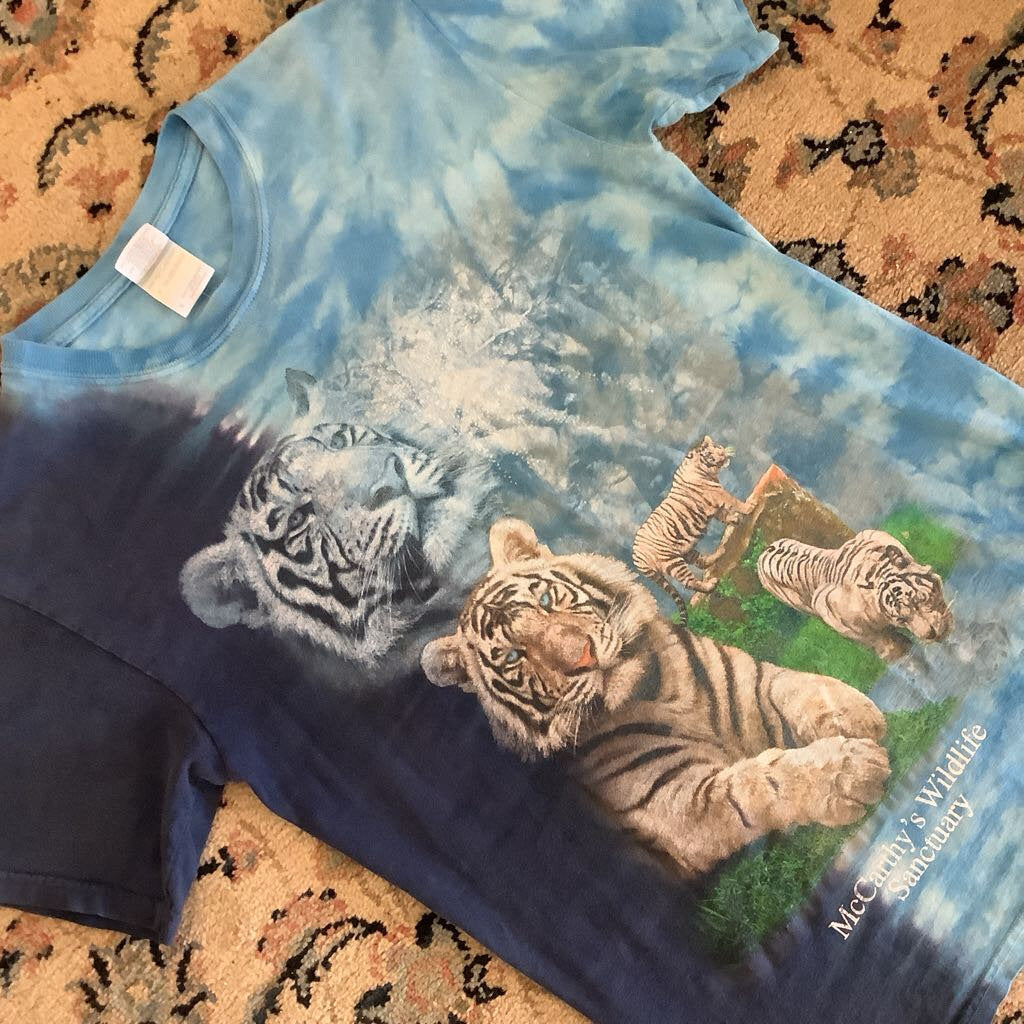 2000's Wildlife Sanctuary T-shirt