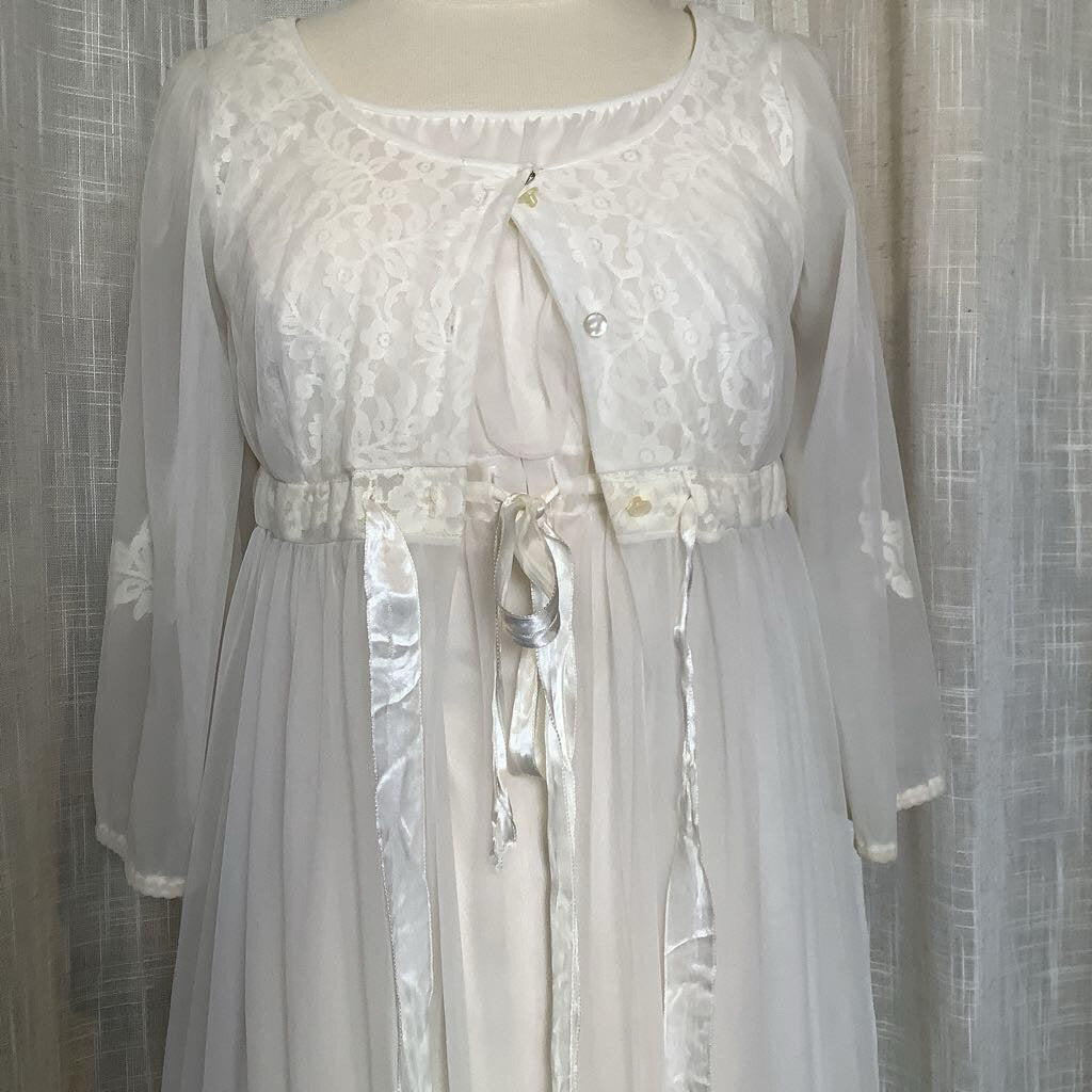 Vtg White Peignoir Set