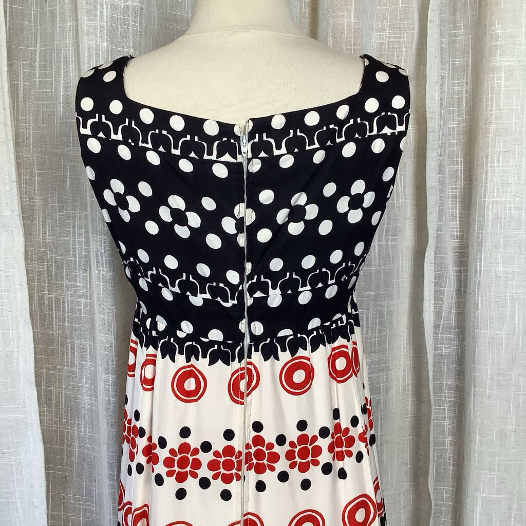 1960s Mod Black Red and White Floral Dress