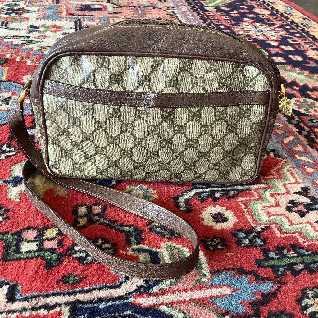 Vintage Authentic Gucci Logo Crossbody Handbag