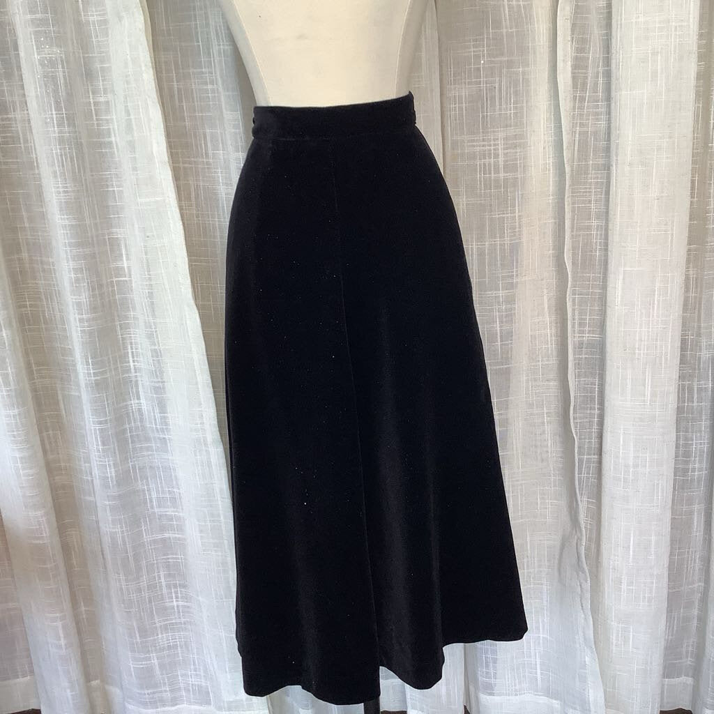 1960s Black Velvet A Line Skirt w/ Pockets