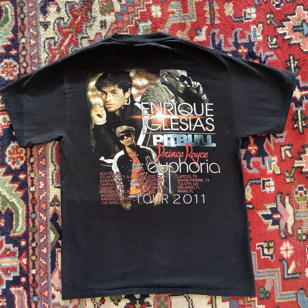 2011 Enrique Iglesias T-shirt