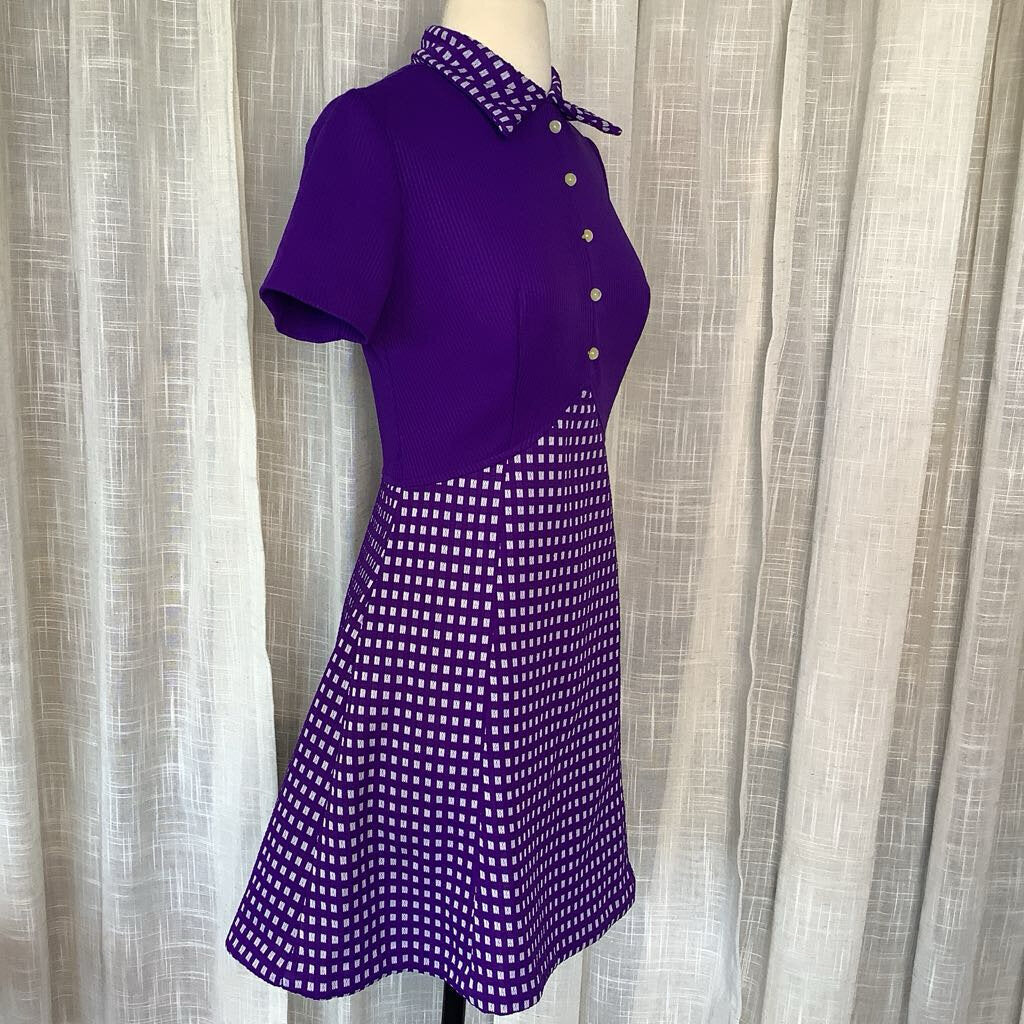 1960s Purple Empire Waist A-Line w/ Faux Buttons