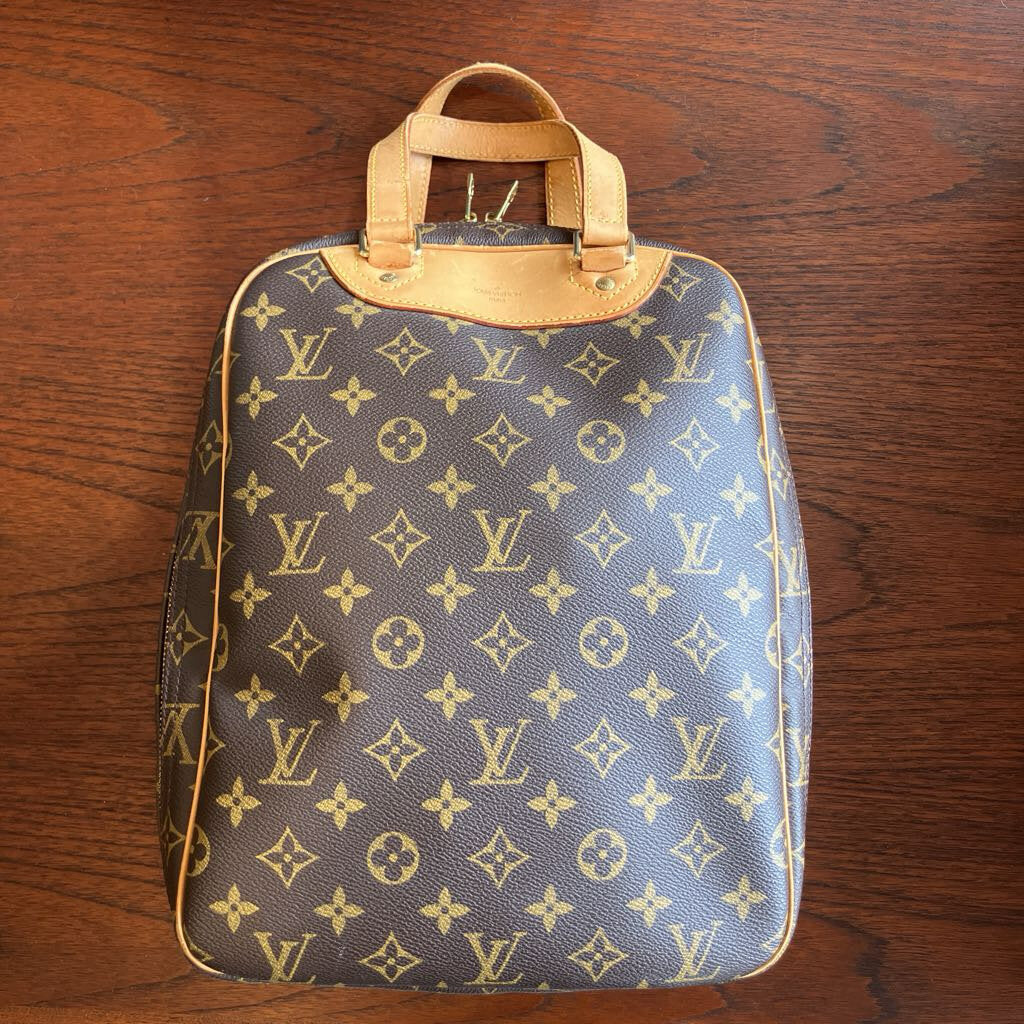 Authentic Vintage Louis Vuitton Excursion Bag