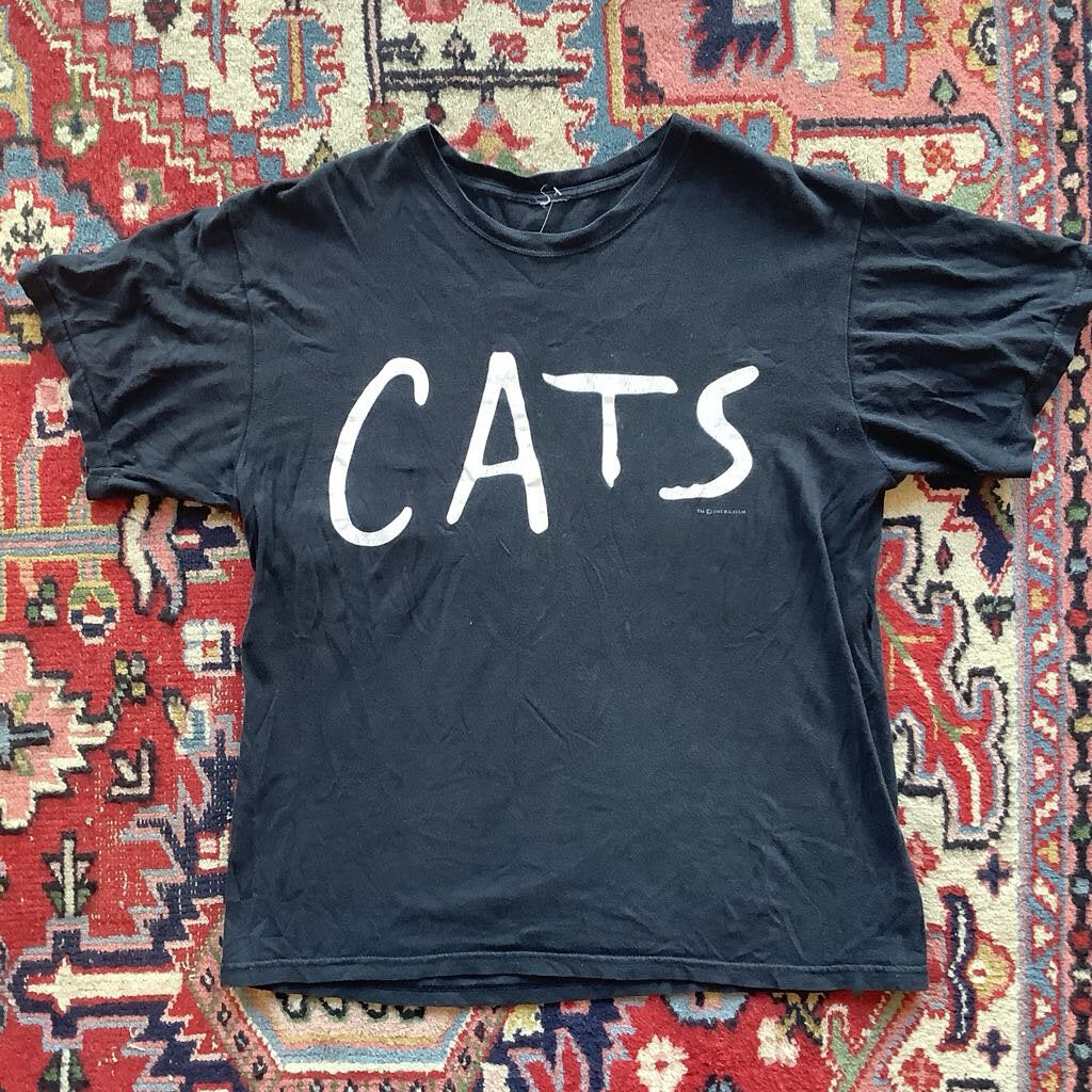 1981 Cats T-shirt