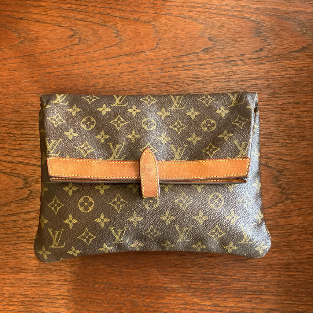 Vintage Authentic Louis Vuitton Pliante Clutch Handbag