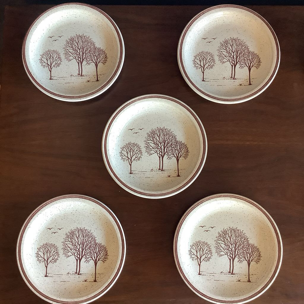 Vintage Churchill Homespun Tree Bread & Butter Plates