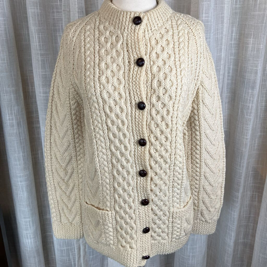 1970s Cream Knitted Sweater